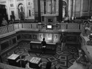 Grab des Apostel Paulus