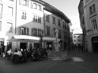Piazza Cesare Battisti